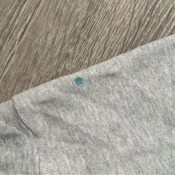 Disney Mickey crewneck- long sleeve - Picture 5 of 5